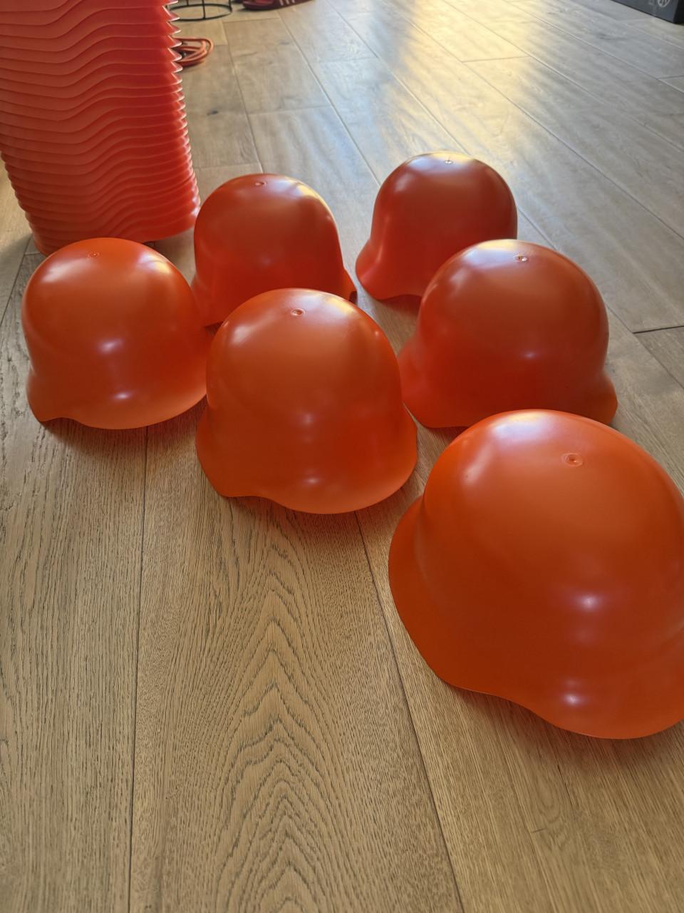 KONINGSDAG  Oranje Helm !!