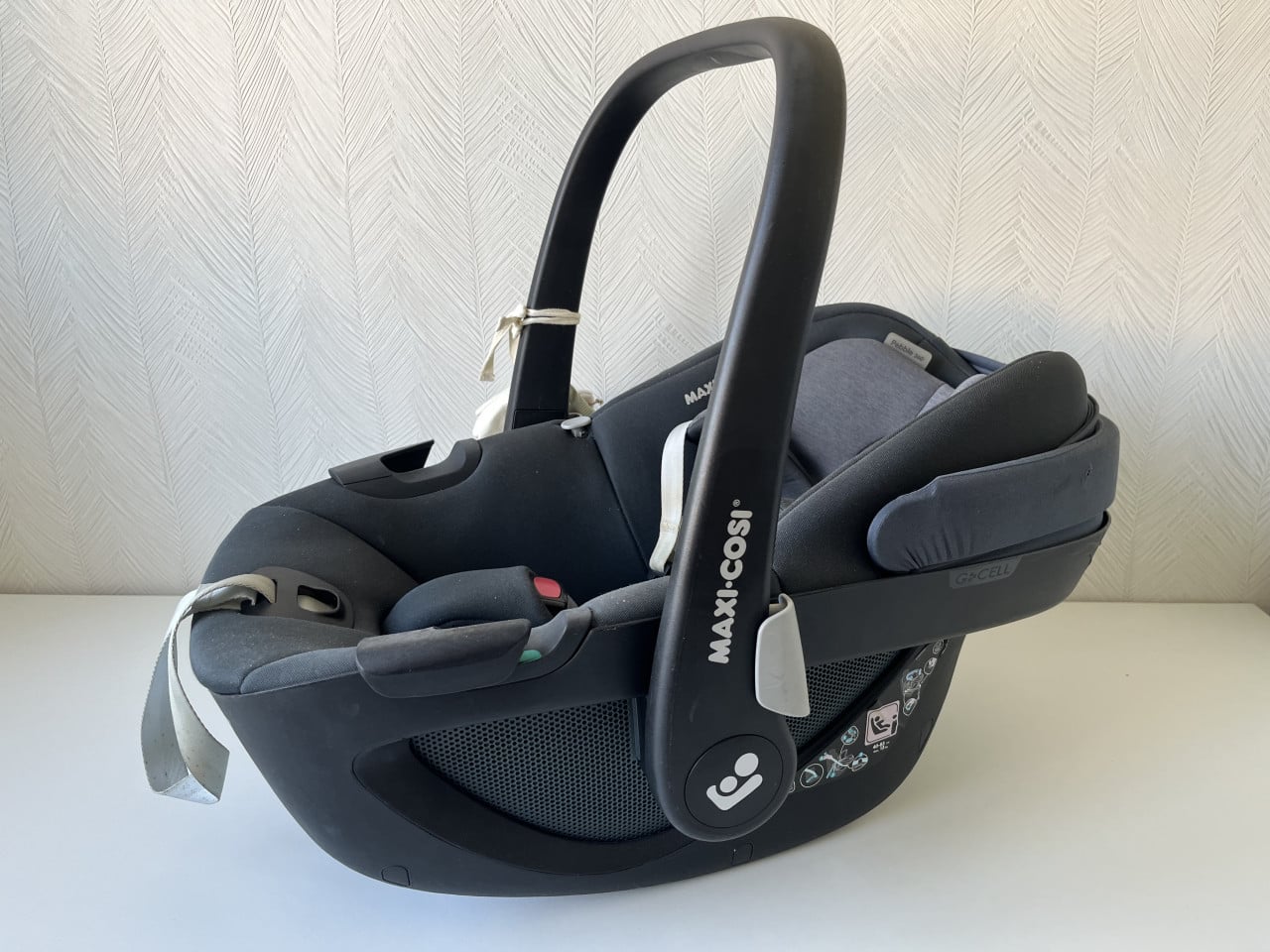 Maxi Cosi Pebble 360 met FamilyFix 360 base