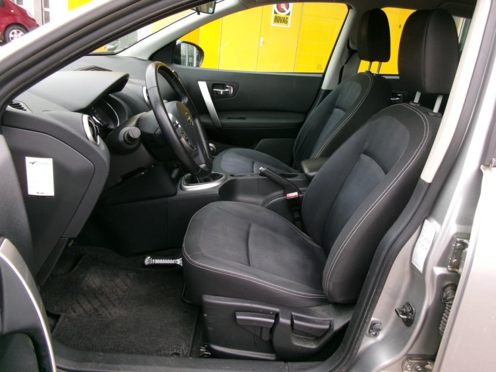 Nissan Qashqai 1.6 cvtc airco, cruise-contr., pdc, trekhaak