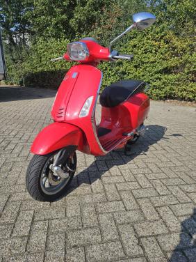 Te koop vespa sprint 2019