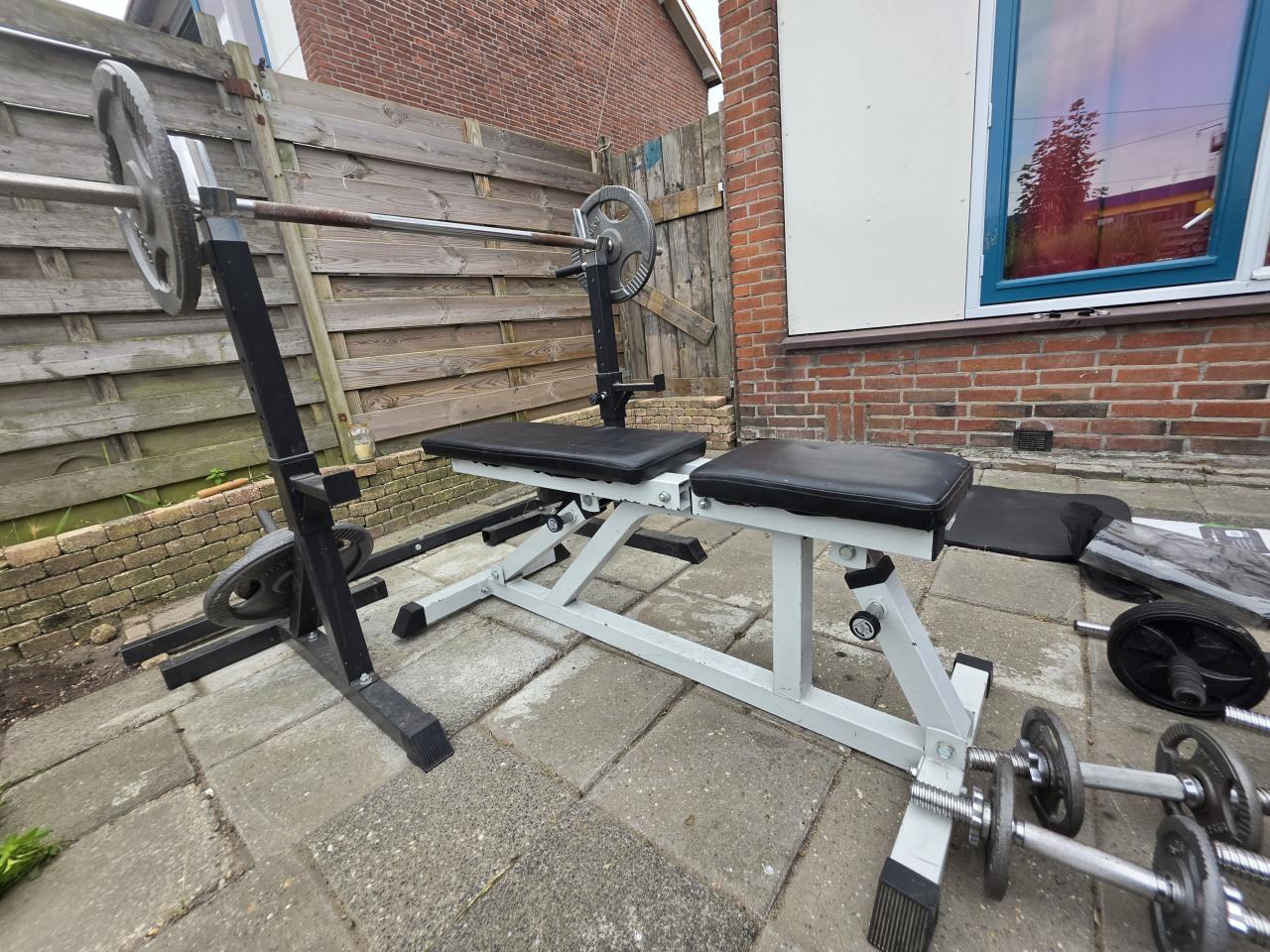 Home Gym Set – Halterbank, Squat Rack, 82,5 kg Gewichten & Dumbbells