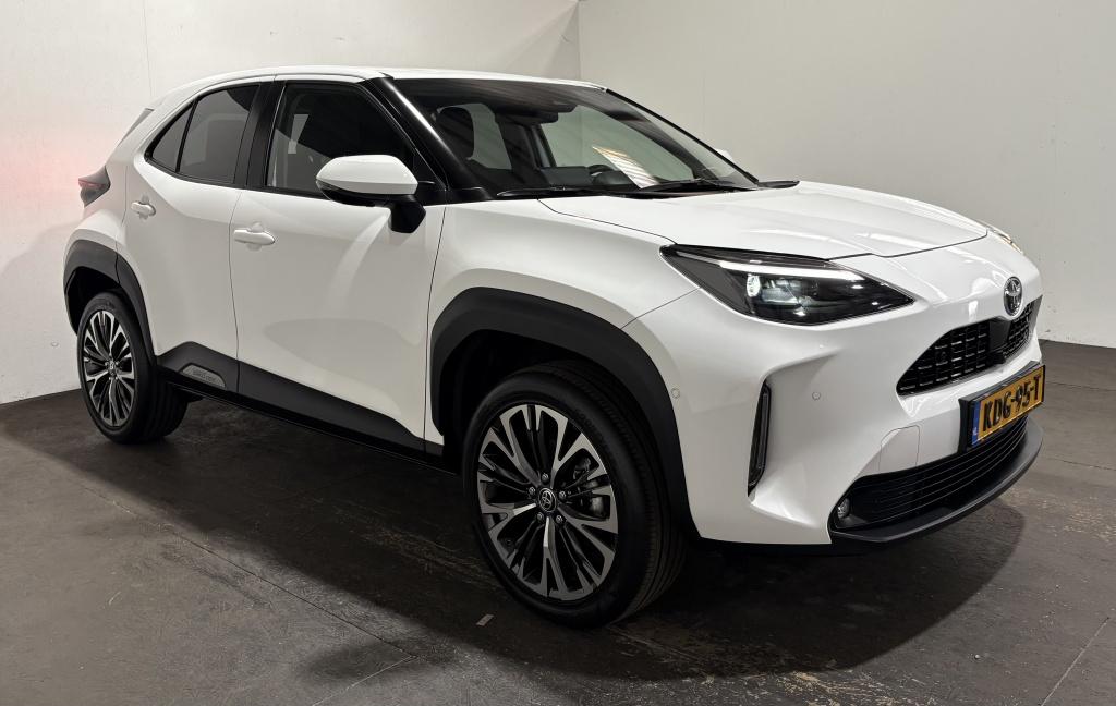 Toyota Yaris Cross 1.5 hybrid executive | 360 camera | bsm | stoelverwarmin