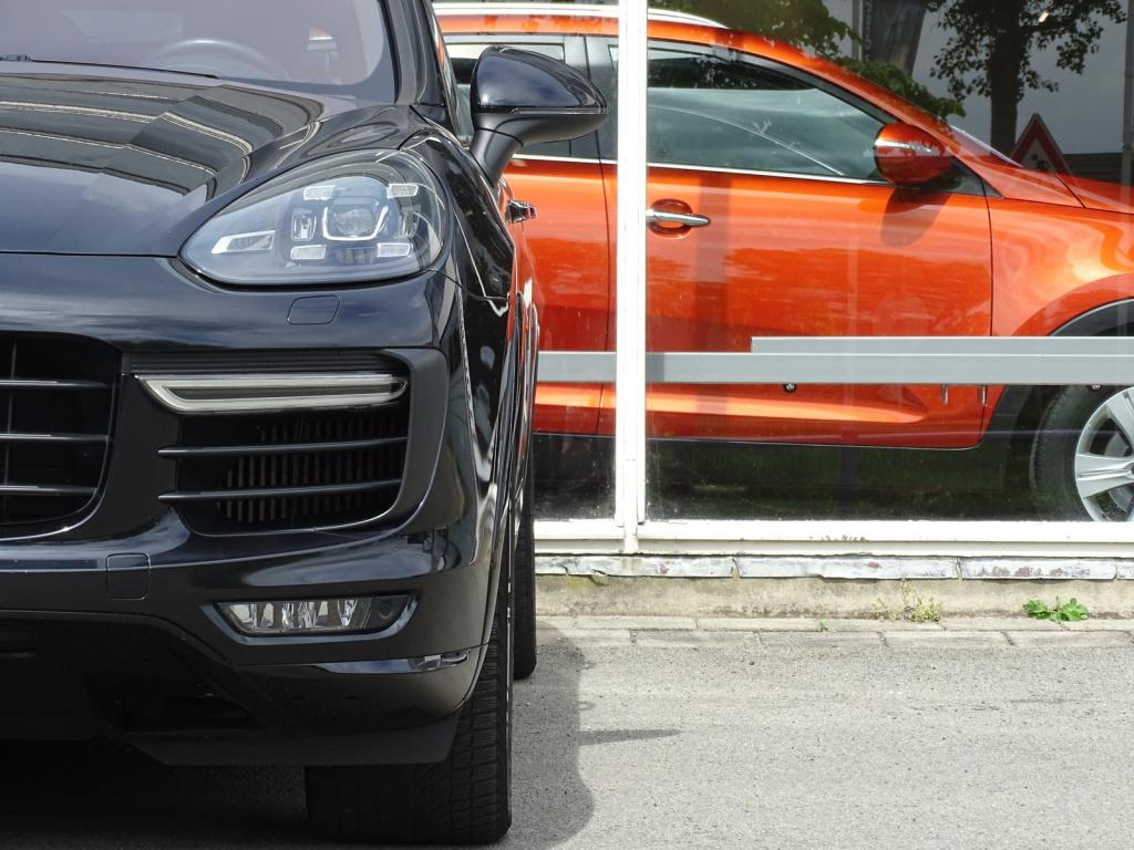 Porsche Cayenne 3.6 gts | led | pasm | sport design