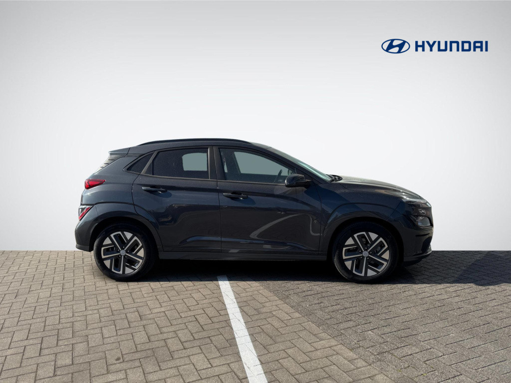 Hyundai Kona ev fashion 39 kwh