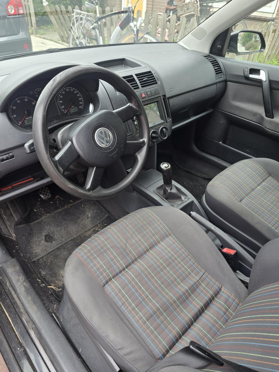 Vw polo 2005 met 1jaar apk