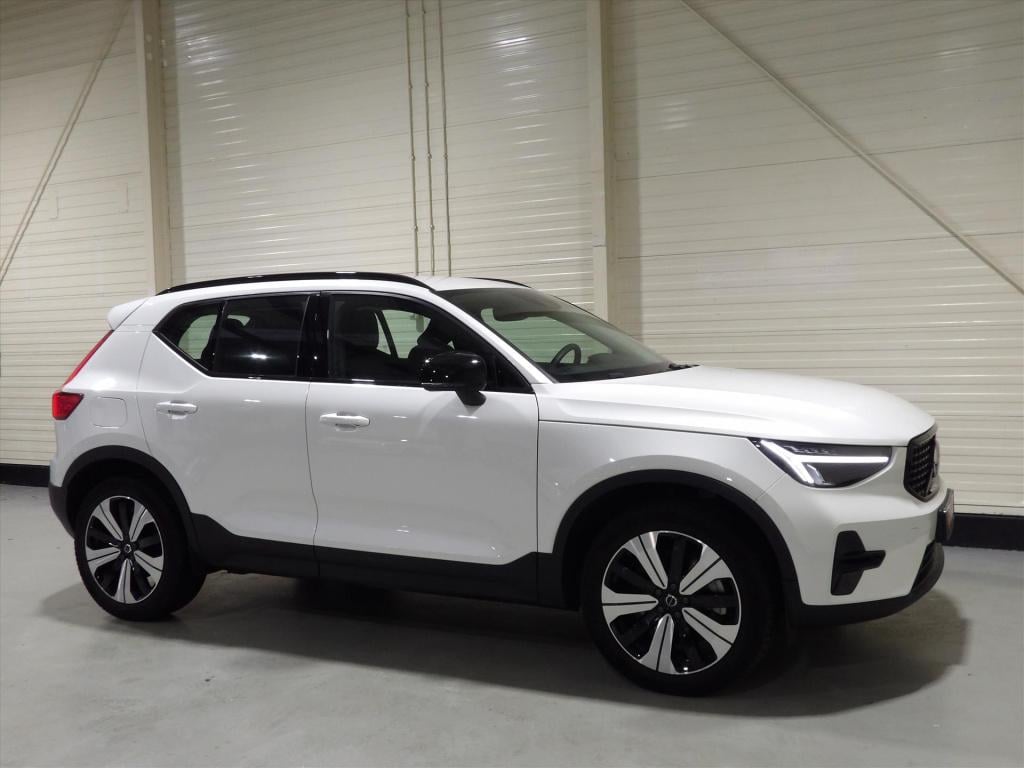 Volvo XC40 t5 plug-in hybrid 262pk aut plus dark