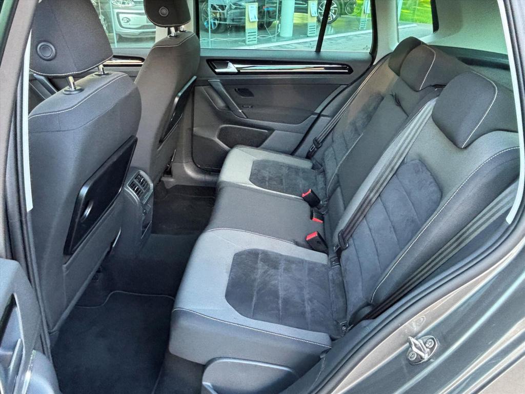 Volkswagen Golf Sportsvan 1.4 tsi 125pk dsg highline| trekhaak| navi|cruise
