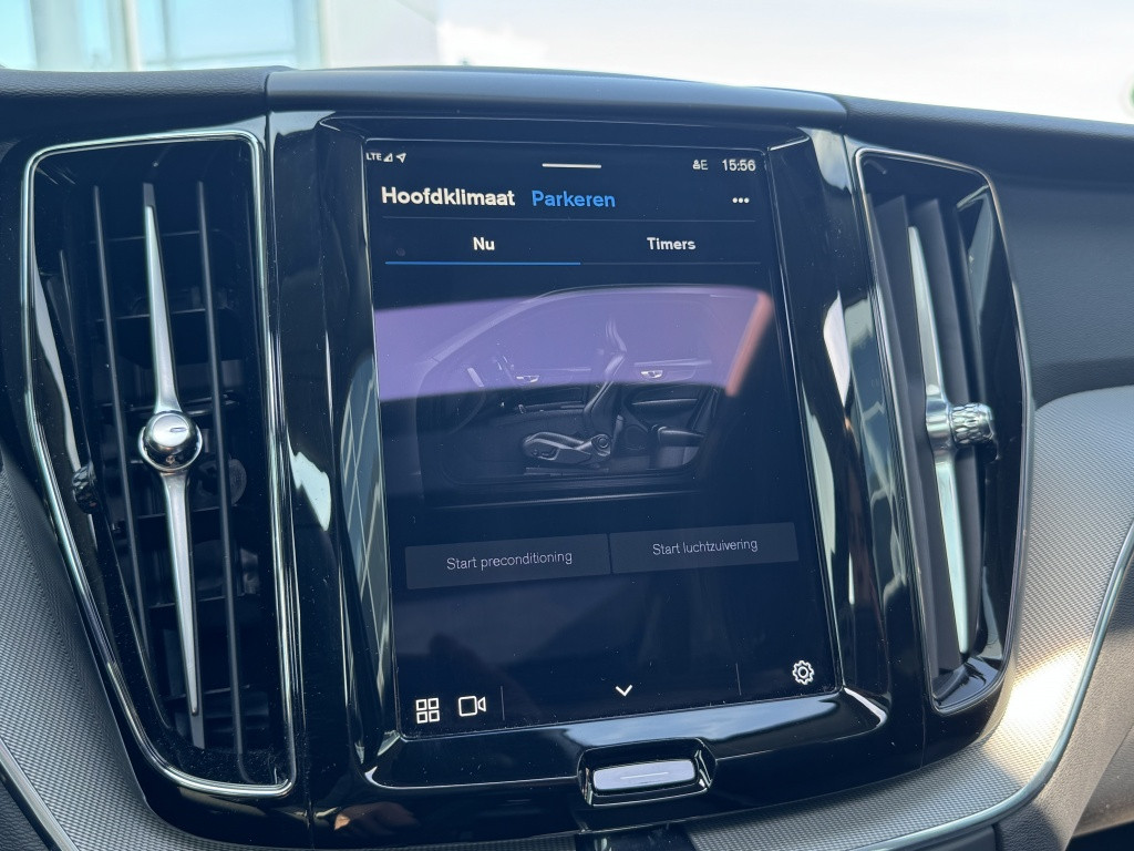 Volvo XC60 t6 398pk recharge plus dark| panodak| adap.cruise| trekhaak| 360
