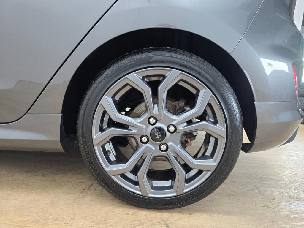 Ford Fiesta st-line occasion met 145pk (!) en carplay | tweedehands ford fi