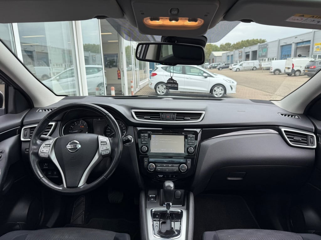 Nissan Qashqai 1.2 connect edition