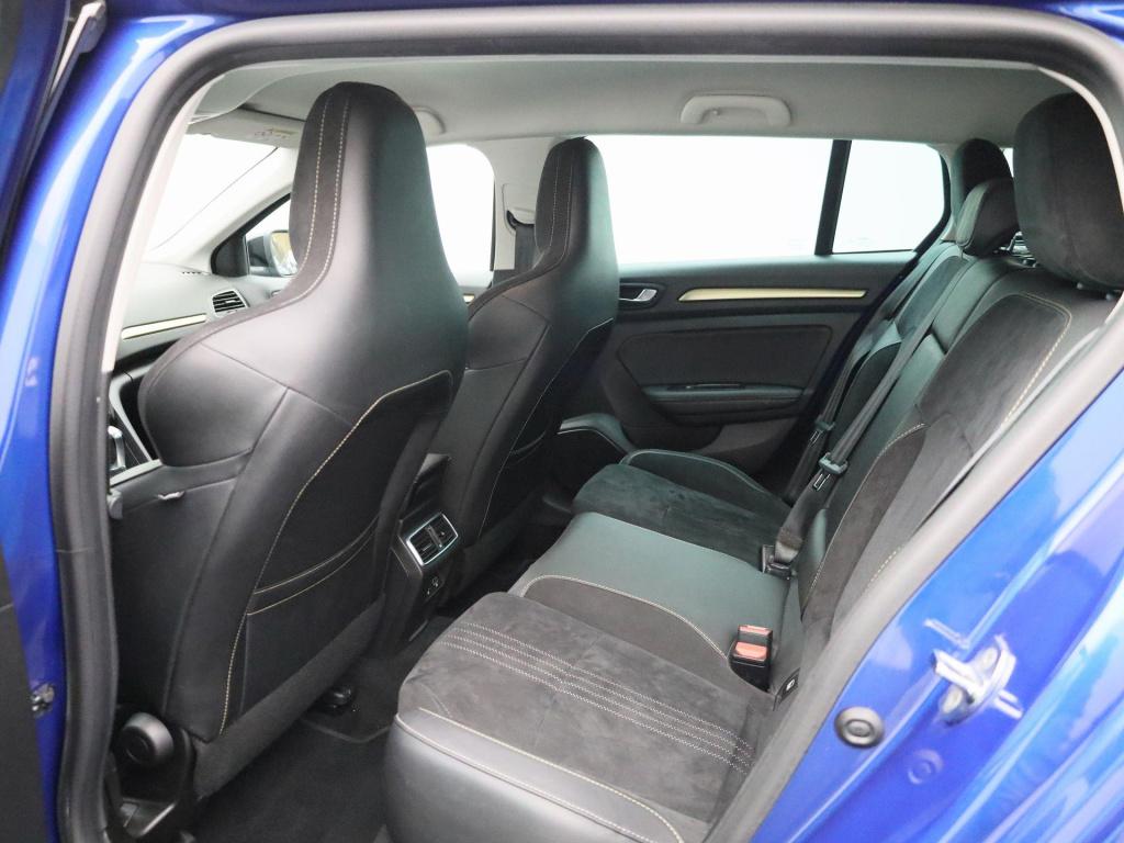 Renault Megane E-tech estate 1.6 plug-in hybrid 160 e-tech engineered | phe