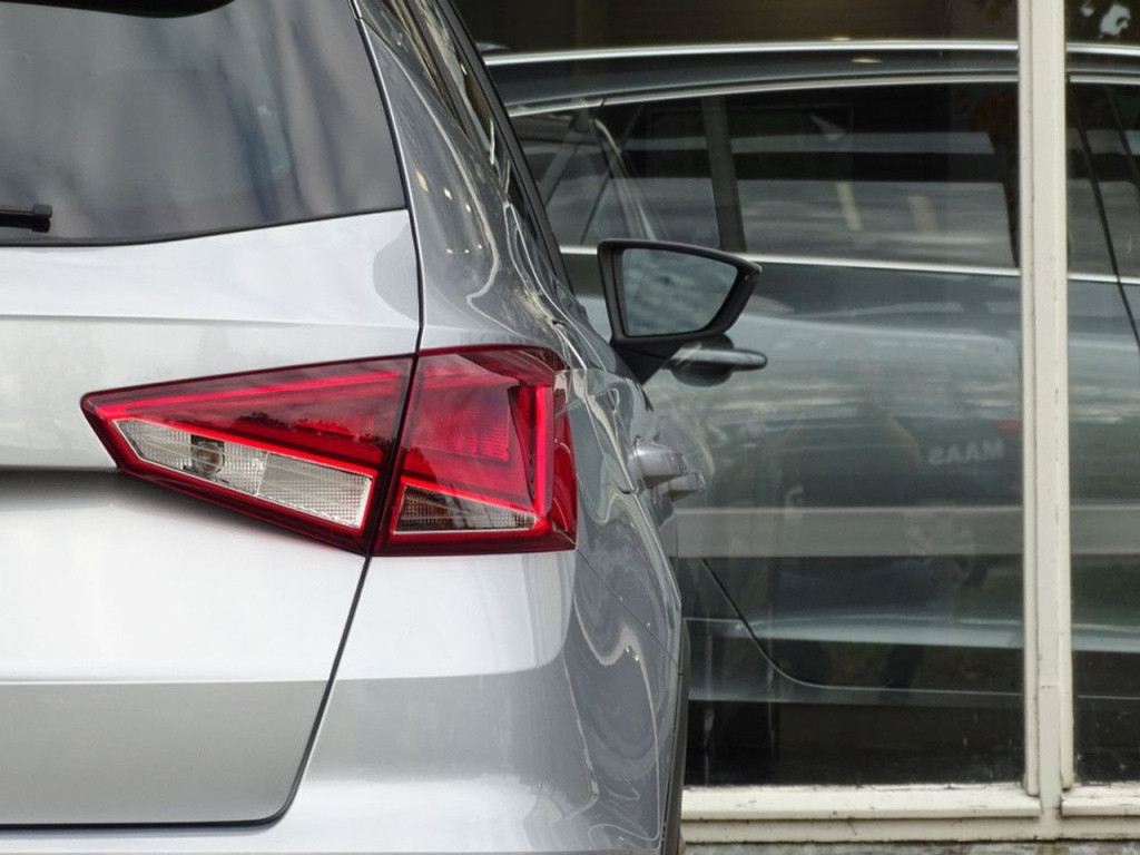Seat Arona 1.0 tsi xcellence business intense trekhaak