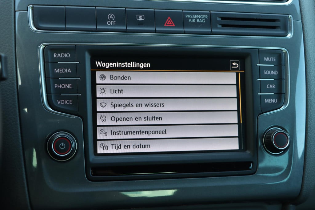 Volkswagen Polo 1.2 tsi first edition 90pk