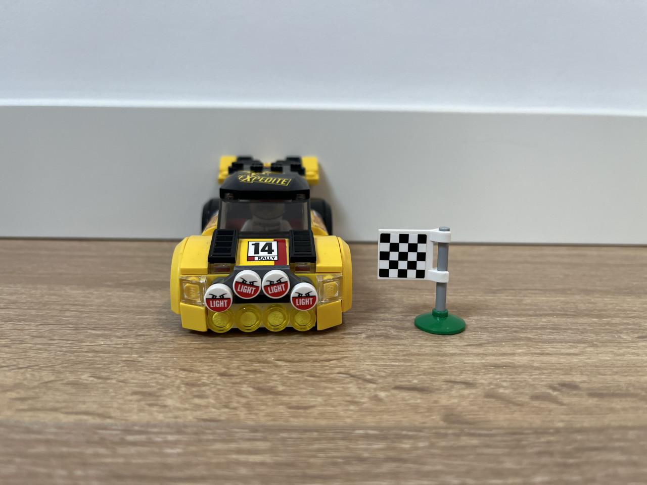 Lego rallyauto