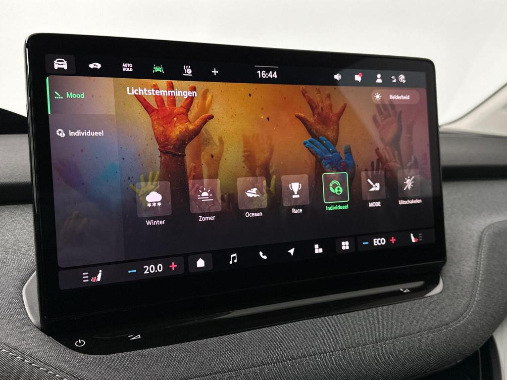 Skoda Enyaq Iv business edition elektromotor 210 kw / 286 pk suv