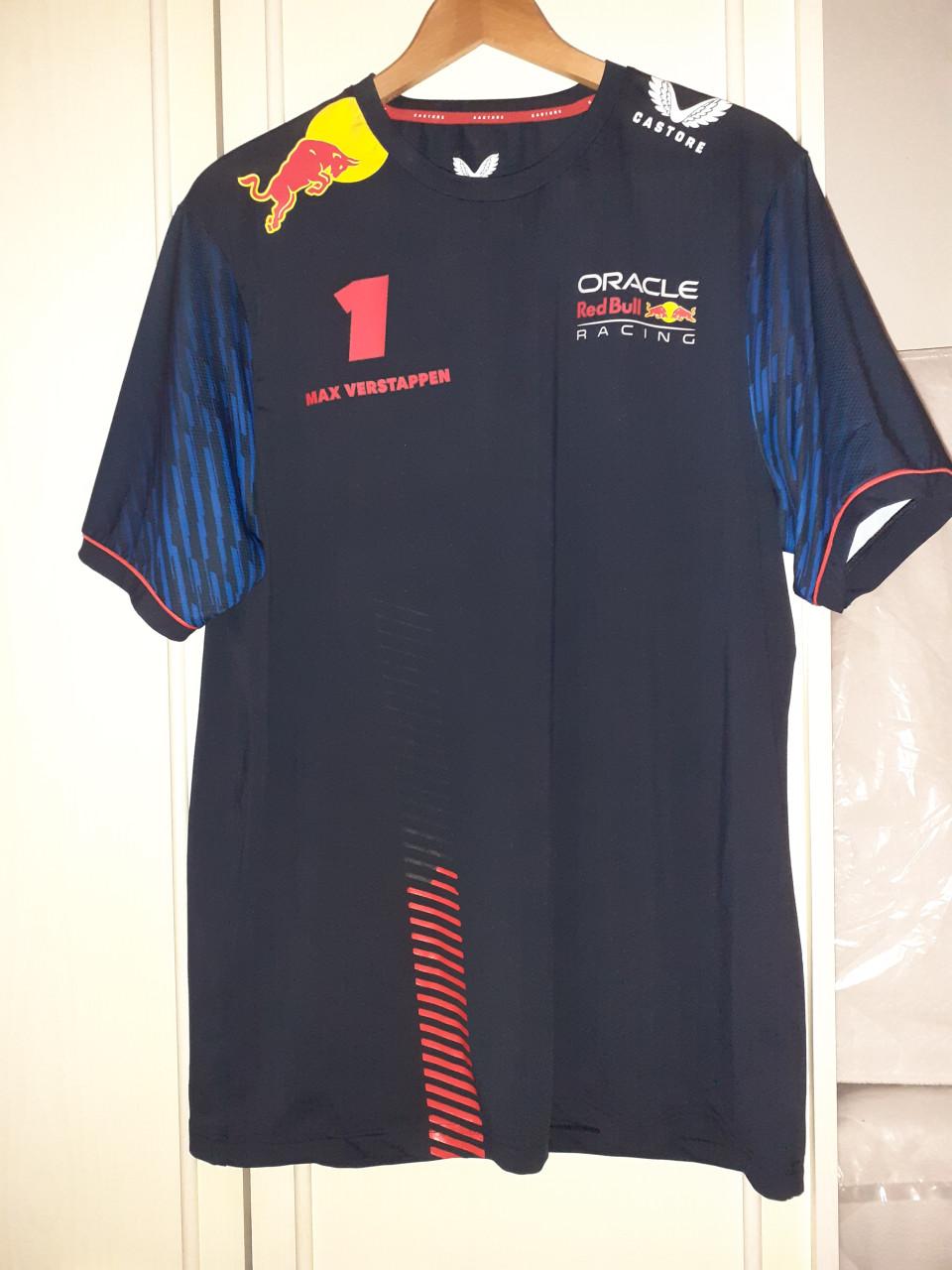 RED BULL shirt mt. XL  ALS NIEUW