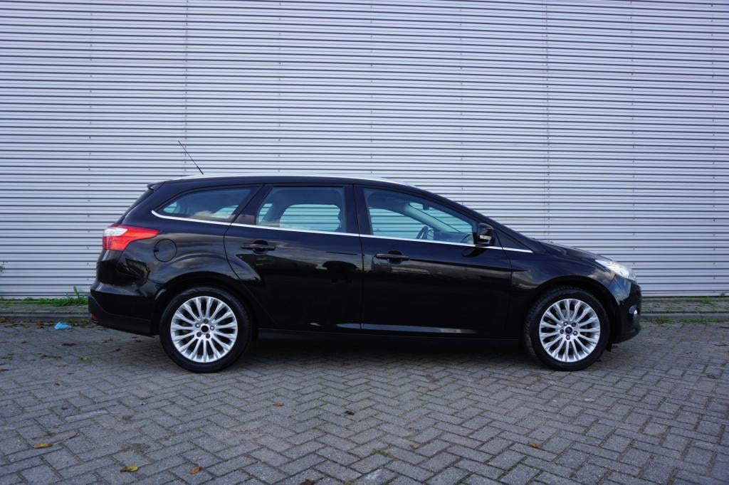 Ford Focus wagon 1.6 ecoboost lease titanium airco / navi / cruise / elektr