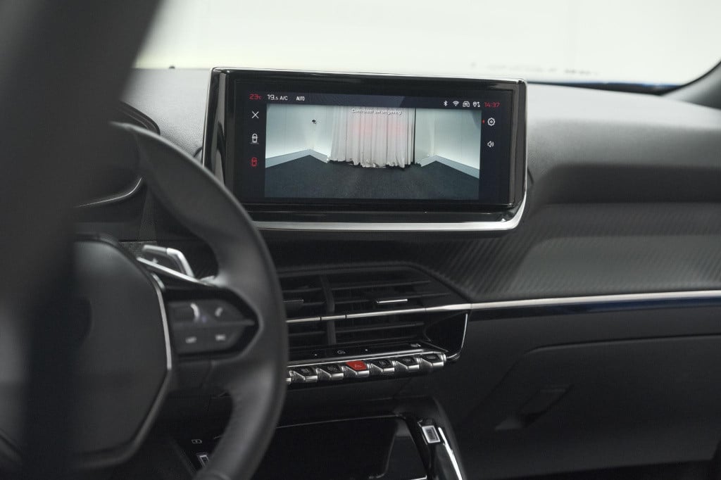 Peugeot 2008 puretech 130 eat8 blue lease allure | camera | navigatie | par