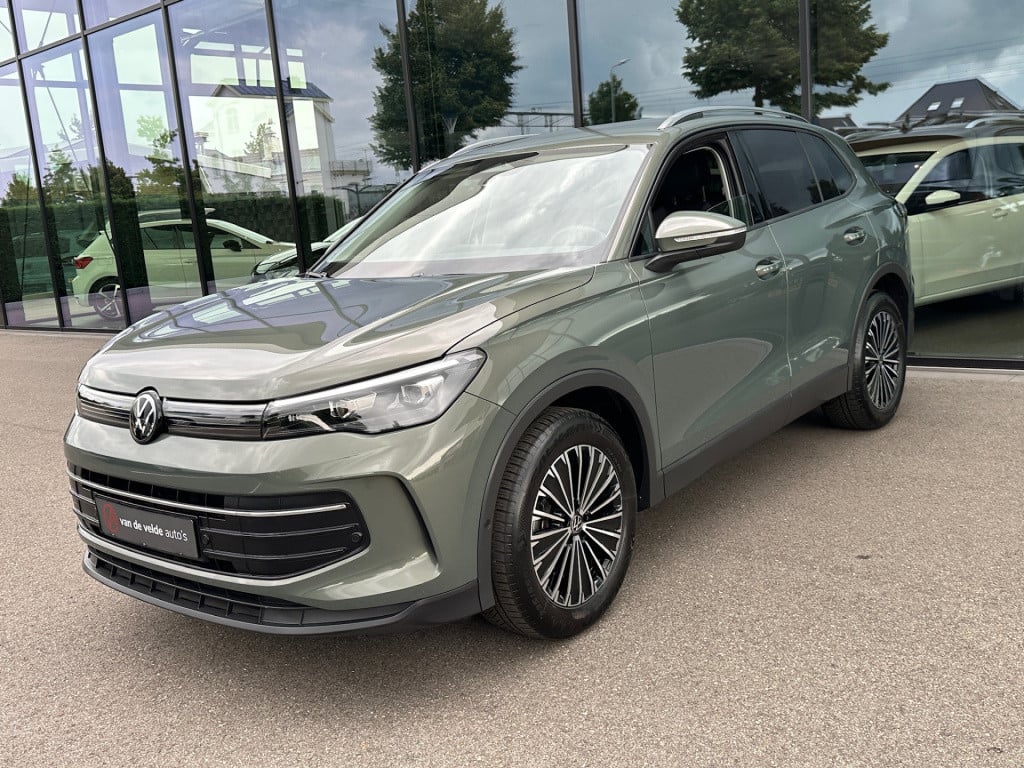 Volkswagen Tiguan 1.5 etsi life | trekhaak | camera | trekhaak | dode hoek 