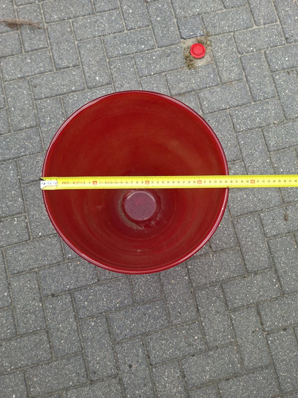Decoratieve grote vaas rood glas  53 x 35 cm