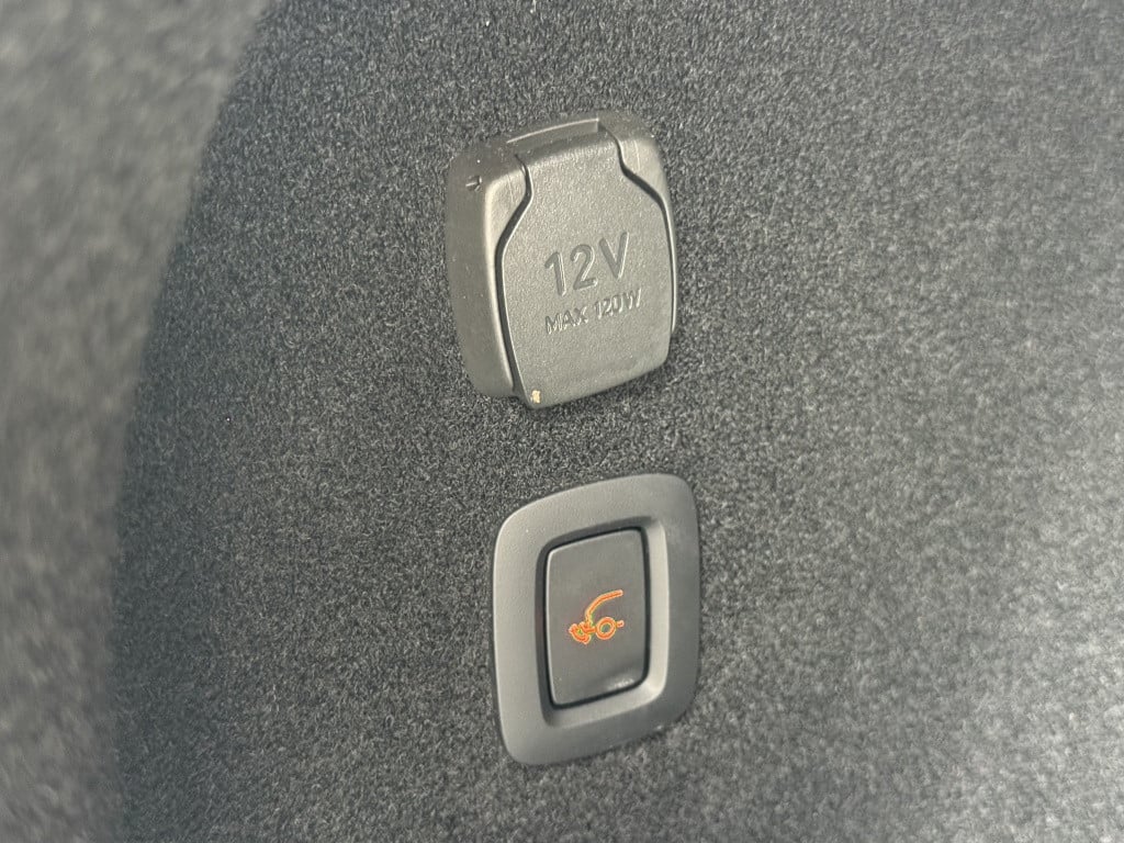 Volvo Ex30 extended range ultra 272pk| panodak| adap.cruise| trekhaak|360ca