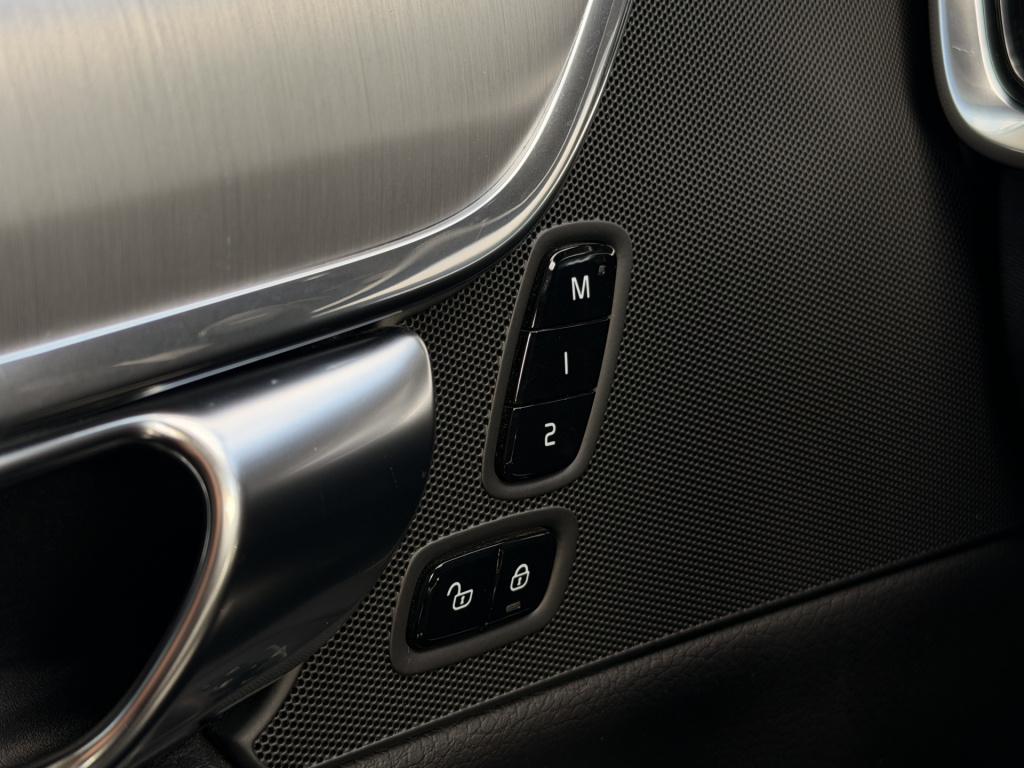 Volvo V90 2.0 t4 momentum | apple carplay | acc | elek. trekhaak | stoel/st