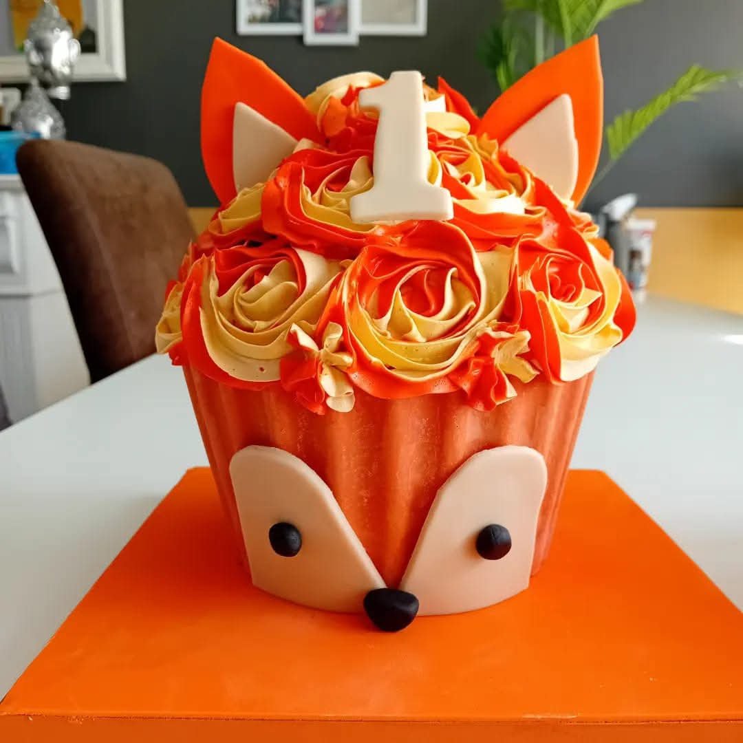 Giant cupcake