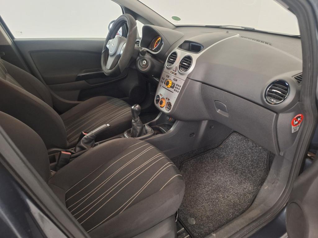 Opel Corsa 1.4-16v enjoy | trekhaak | airco | goed onderhouden |