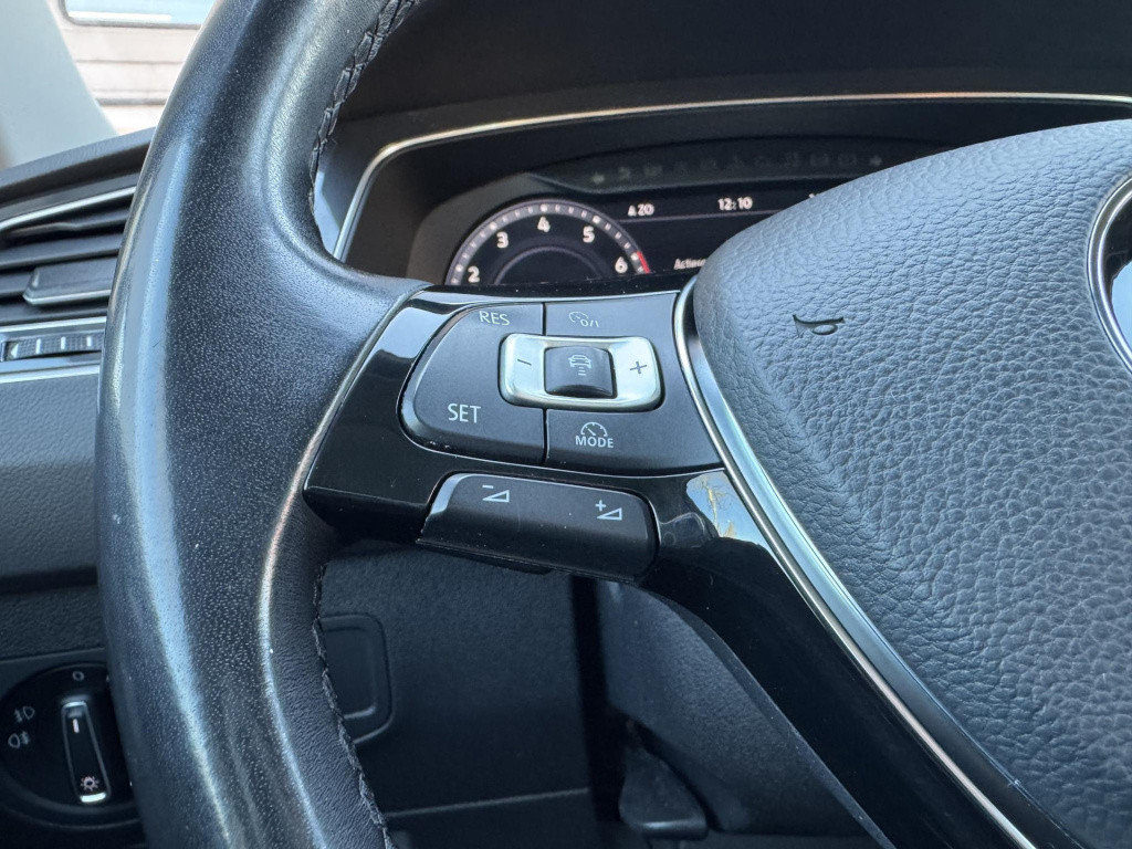 Volkswagen Tiguan 2.0 tsi 4motion highline | trekhaak uitklapbaar | stoelve
