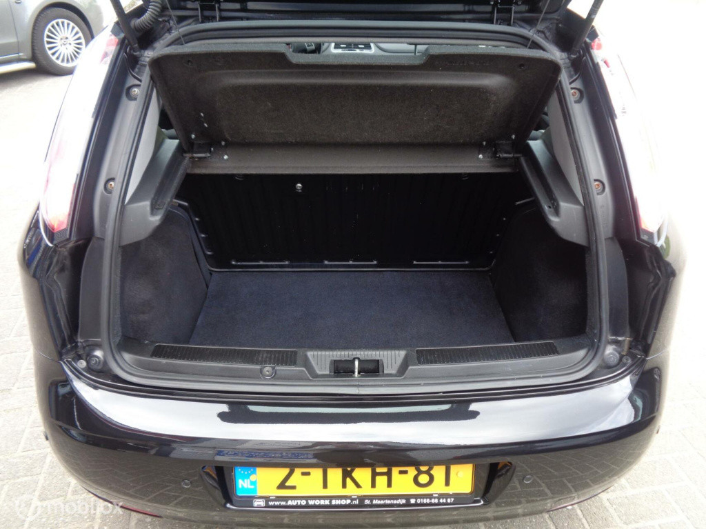 Fiat Punto evo 0.9 twinair turbo street/airco/cruise/5 deurs/pdc