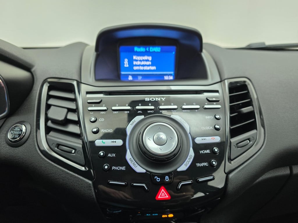 Ford Fiesta occasion met cruisecontrol en bluetooth connecten | tweedehands