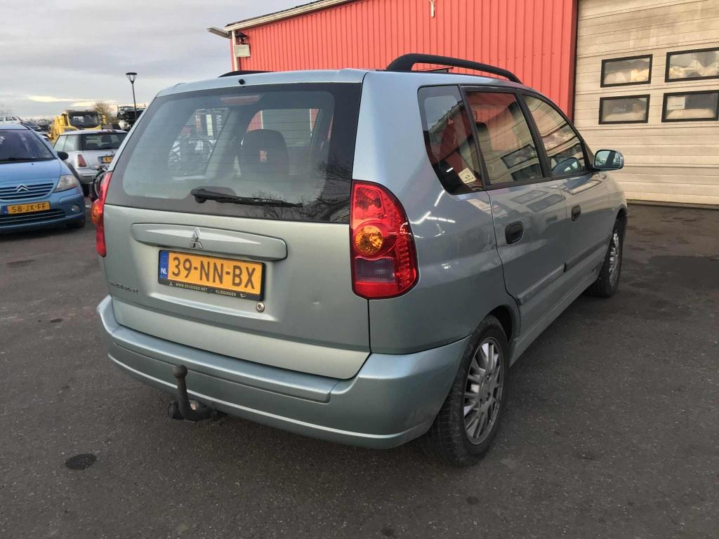 Mitsubishi Space Star 1.6 shogun se