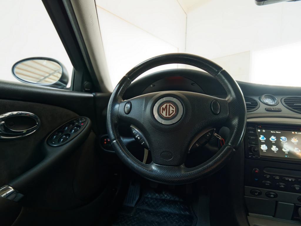 MG ZT 4.6 v8 260 | tremec 6 speed | flowed engine 300 hp |
