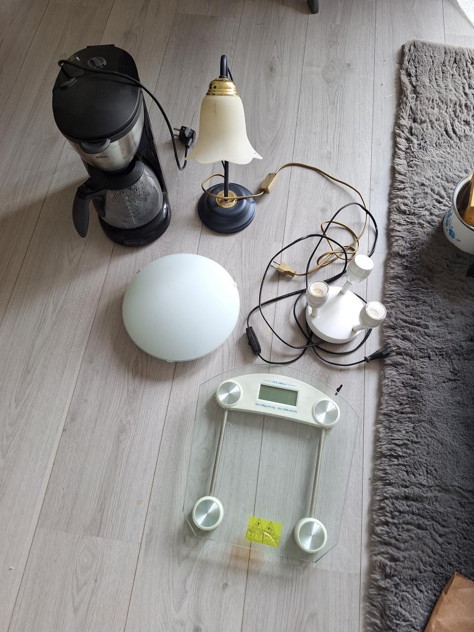 50 bananendozen rommelmarkt spullen