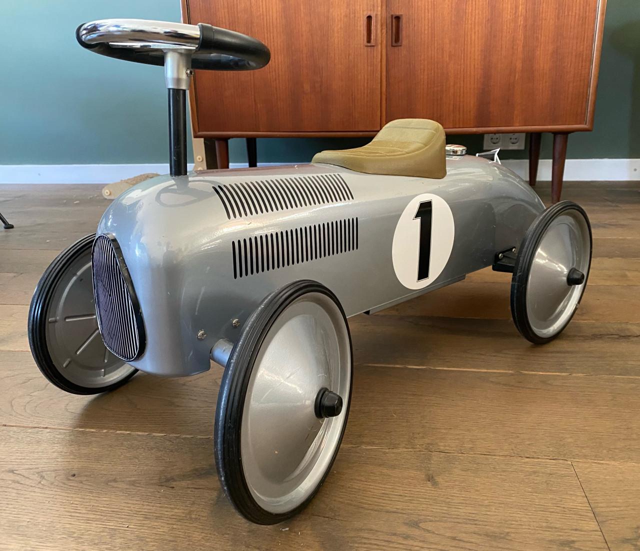 Metalen loopauto retro zilvergrijs