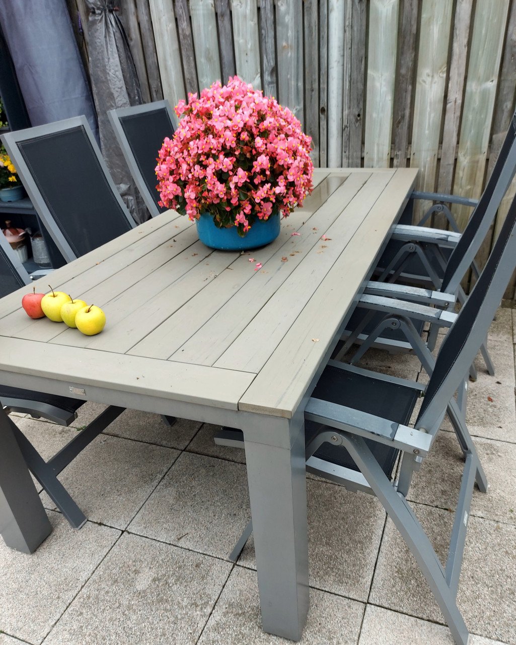 Tuinstel tafel met 6 stoelen aluminium degelijk en zwaar