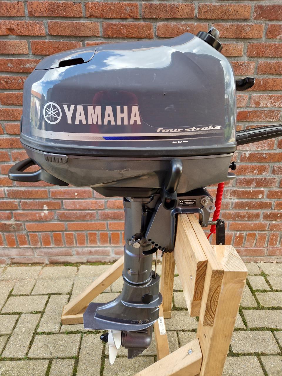 YAMAHA 4 pk 4-takt kortstaart bouwjaar 2020 !!!