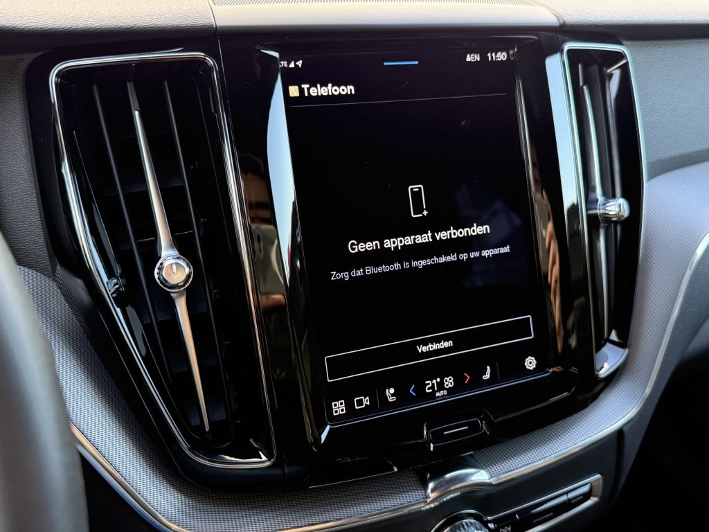 Volvo XC60 t8 455pk recharge plus dark| panodak| adap.cruise| trekhaak| ca