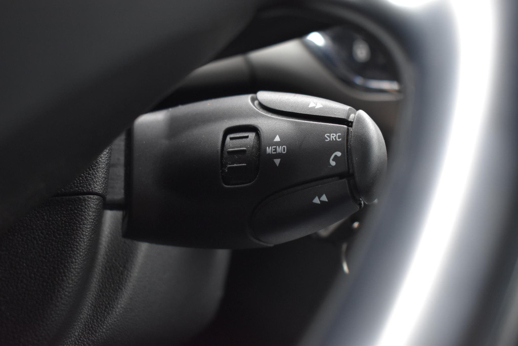 Ds Ds 3 1.2 puretech so chic | cruise control | climate control | navigatie