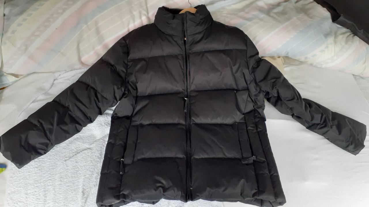 2 x Dames Winterjassen XL en 2 x Lerenjas XL