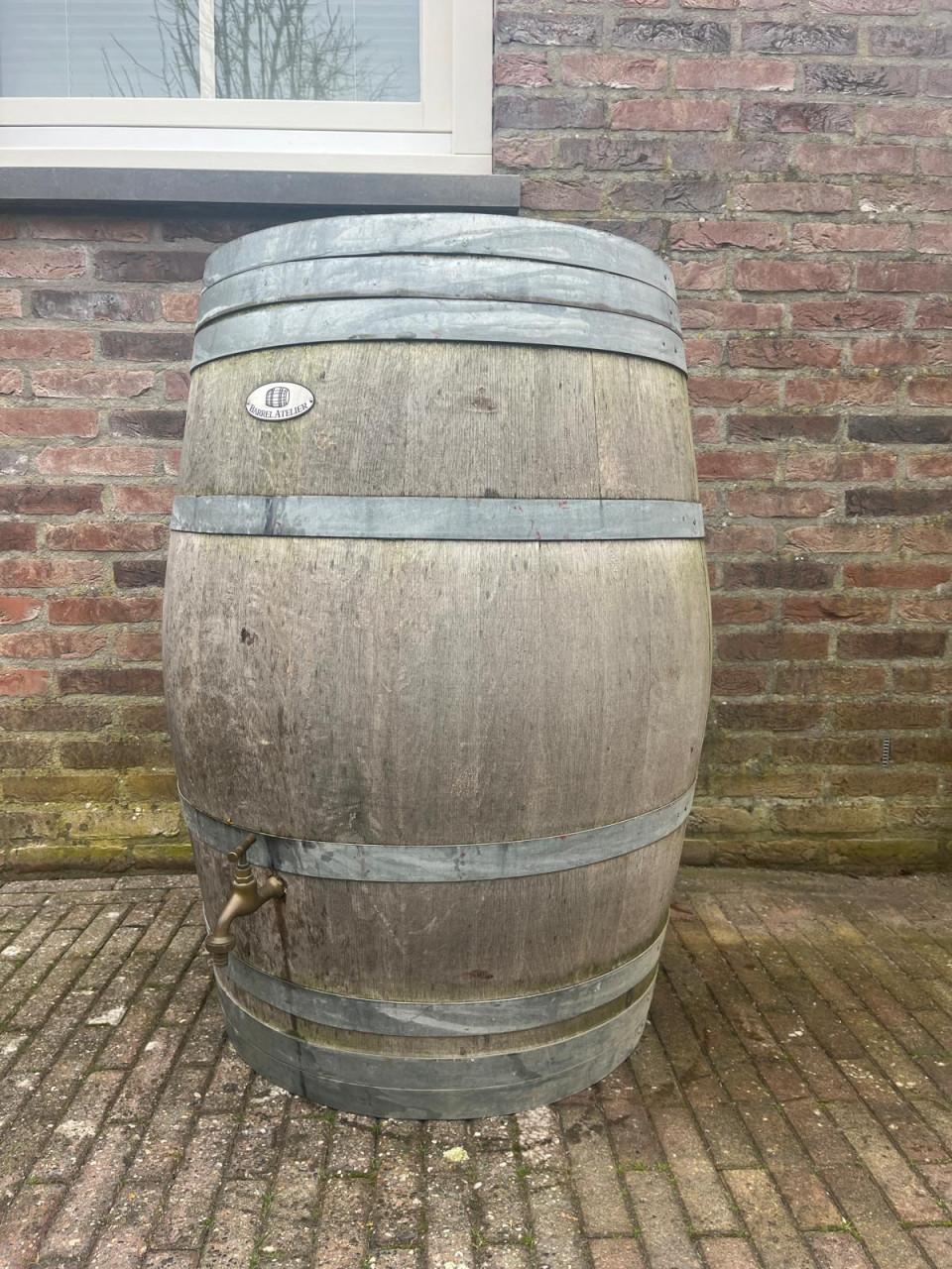 Luxe eiken regenton 228 liter - messingkraan - Bordeaux wijnvat