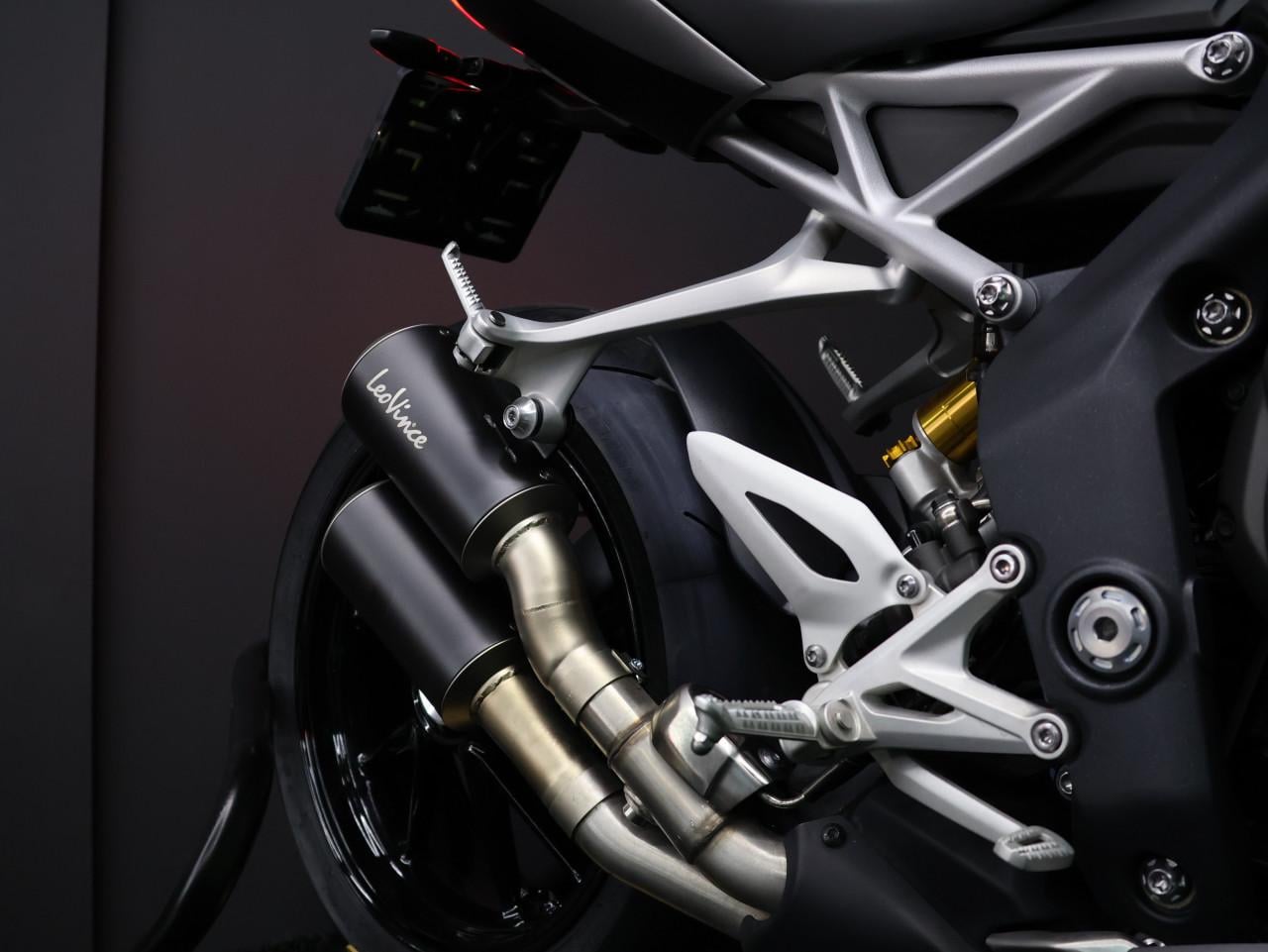 SPEED TRIPLE 1200 RS | Leovince