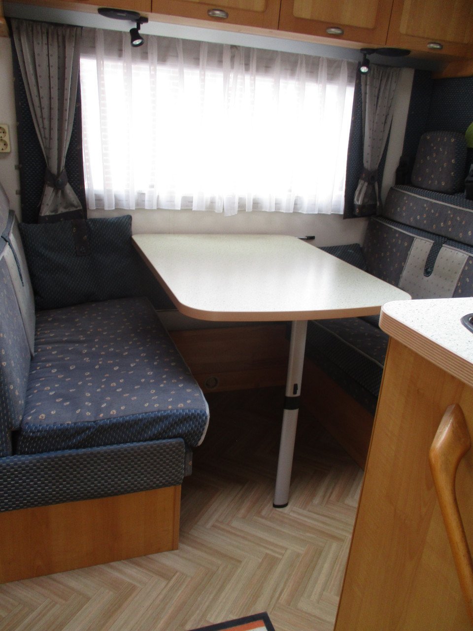 Camper Burstner T604 Harmony Line