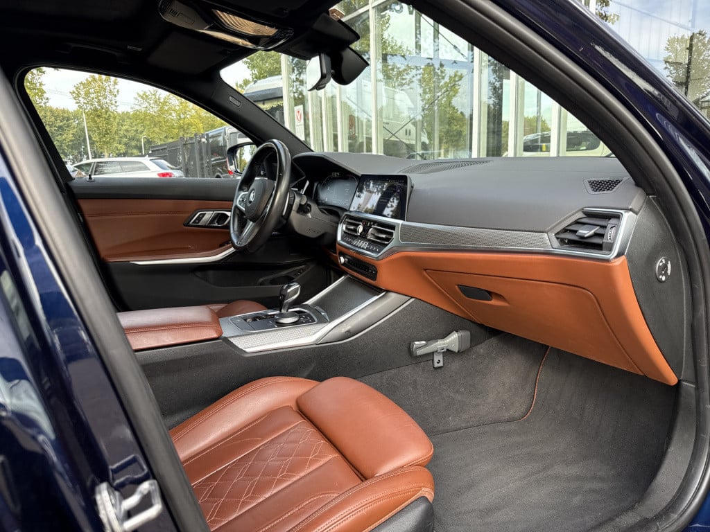 BMW 3-serie touring 330i high executive edition m-sport | nl-auto | 1e eig 