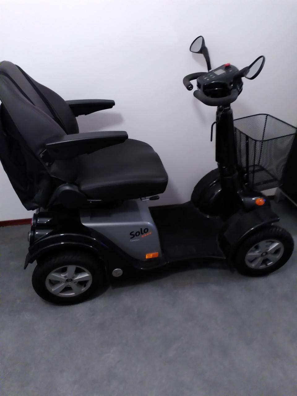 Scootmobiel Solo 4