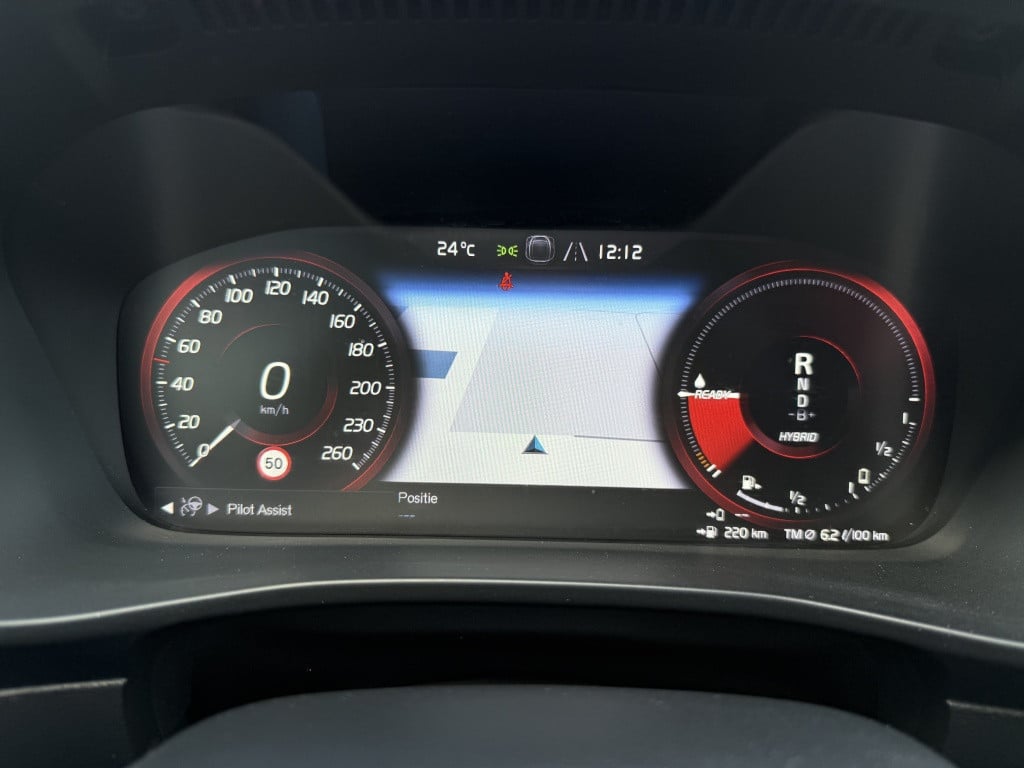 Volvo XC40 t5 262pk recharge r-design | panodak| adap.cruise| 360camera| el