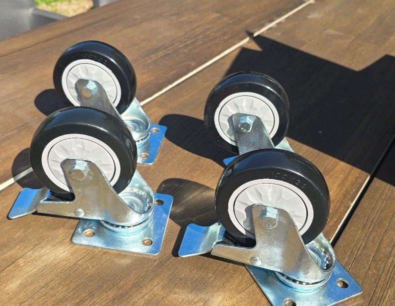 Set 4 zwenkwielen (2 vergrendelbaar)