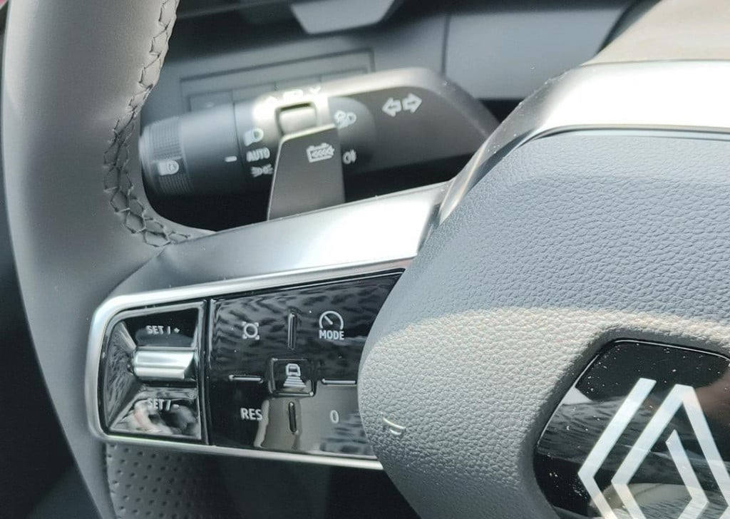 Renault Scenic e-tech ev87 long range techno - pack advanced driving assist
