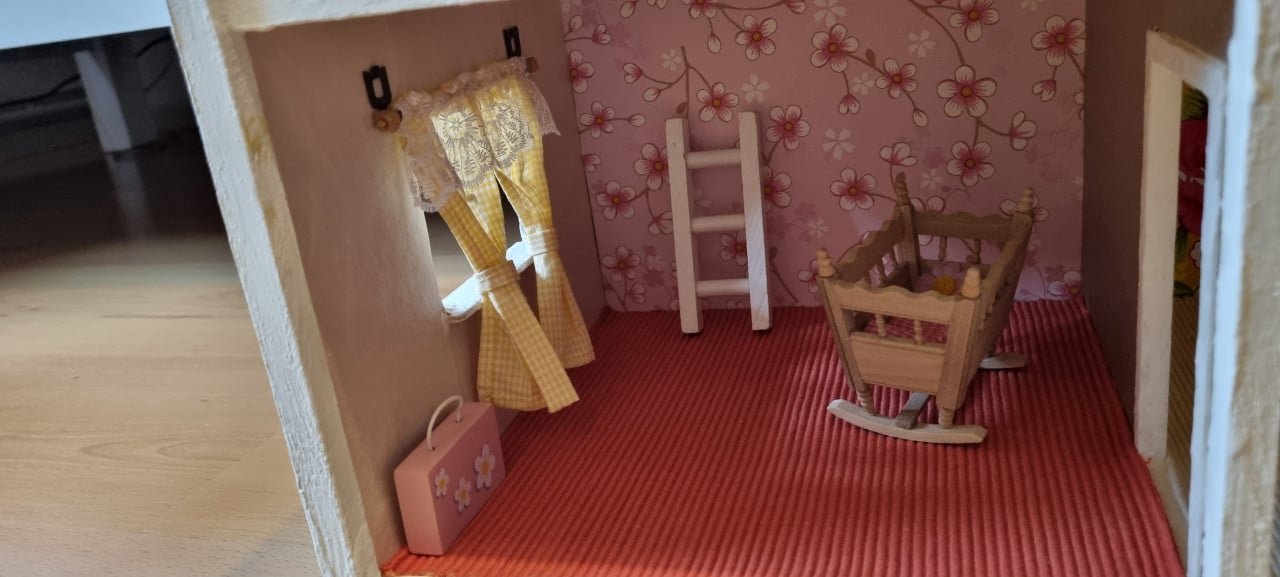Lunby poppenhuis te koop met meubels en poppen in Pip Studio Style