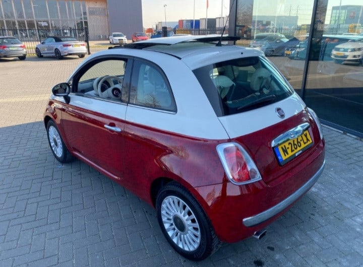 Te koop: Fiat 500 1.2 C 2008 rood gemarmerd/wit. Heel speciaal en uniek!